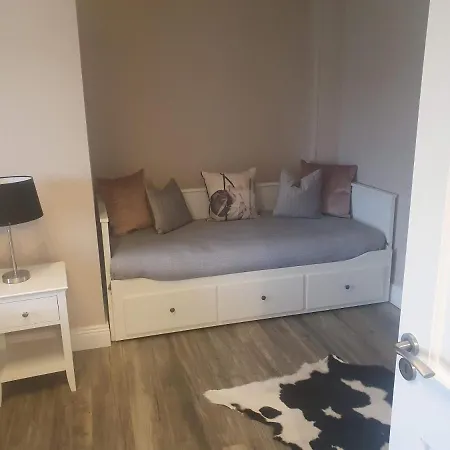 Apartment West Haven Doolin