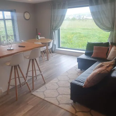 West Haven Apartment *